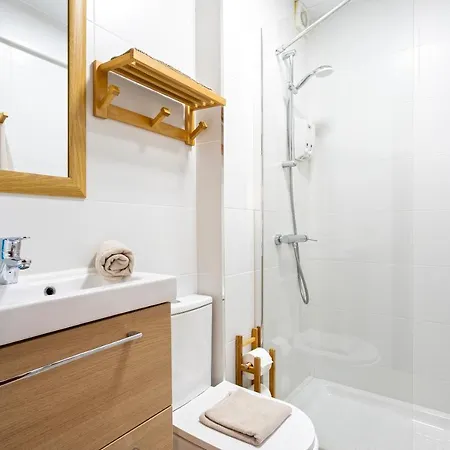 City Center And Next To The Beach 3 Bedrooms * Malaga